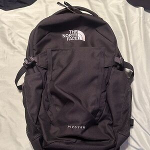 The North Face Pivoter Black Backpack